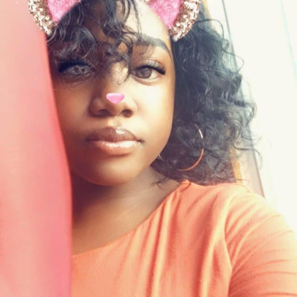 Meet your Posher, Angele